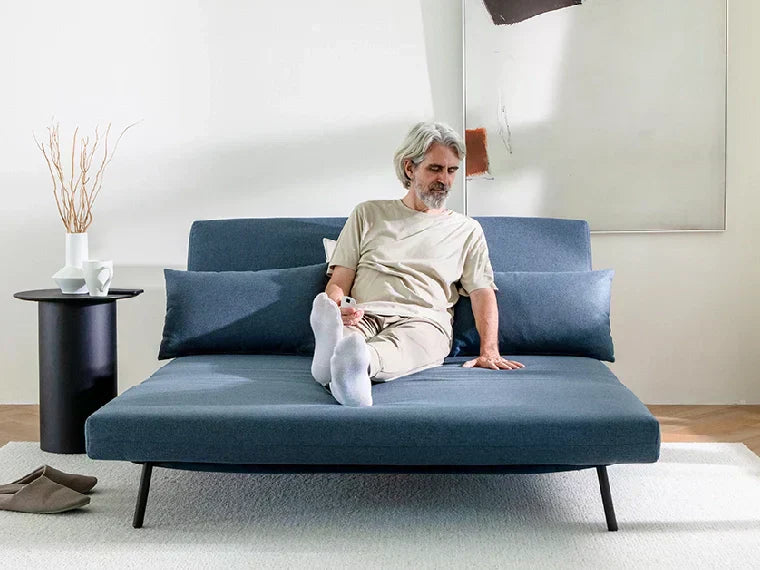 Small Sofa Bed Layout Ideas: Where to Place It in a Studio or Small Living Room