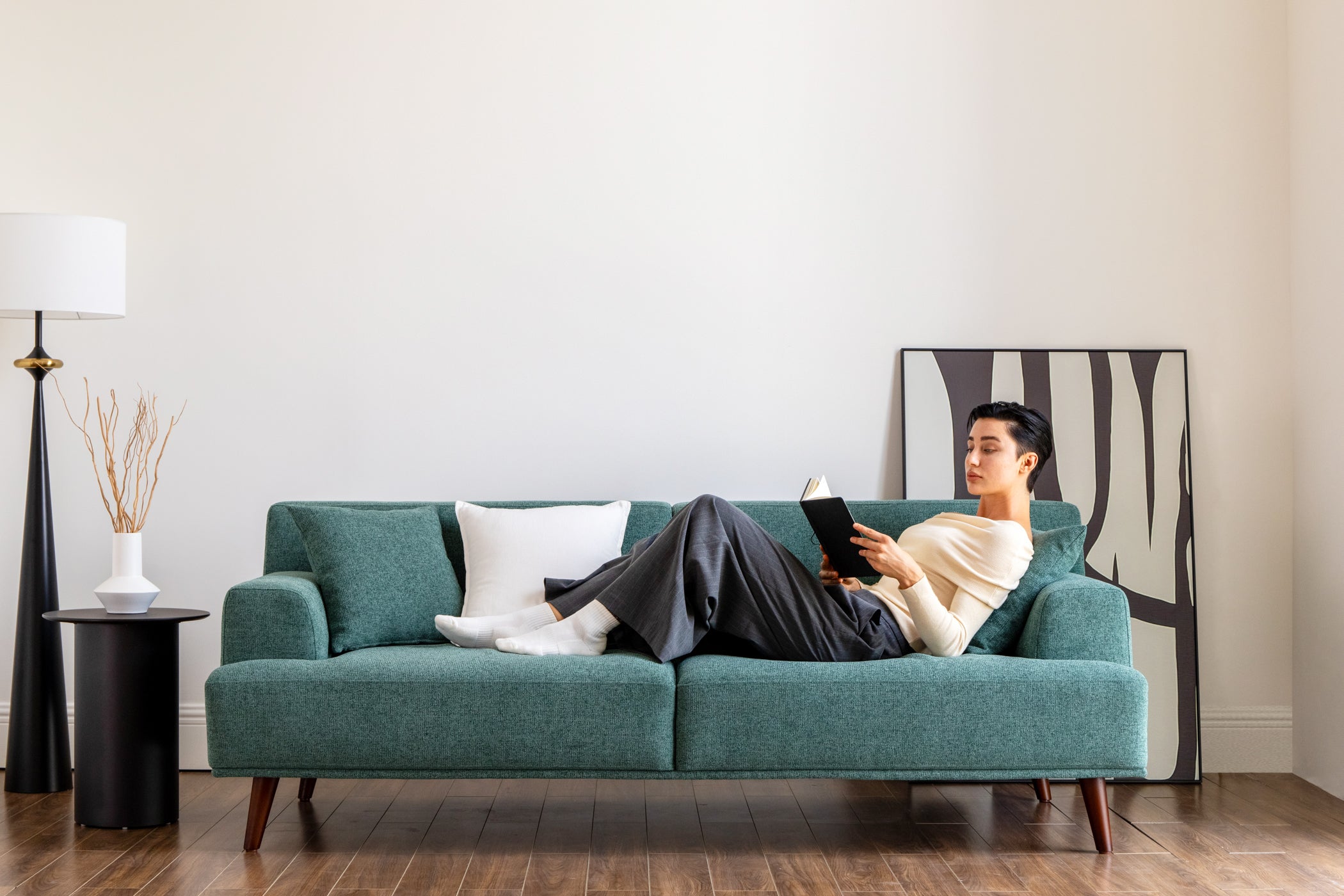 NEW　MERCURYソファ　PVC　BE/BK/BR/IV/RD Mercury: Comfortable Fabric Couch for Living Room – Spaze